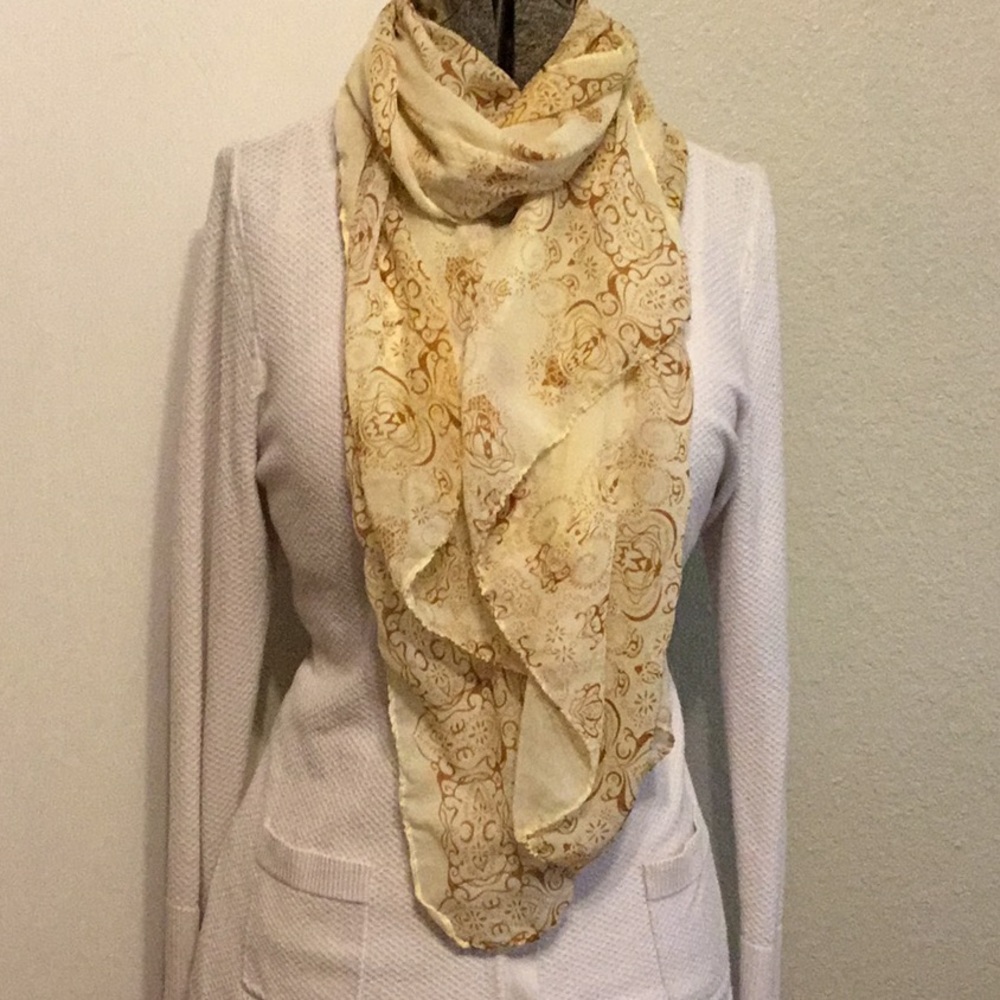 Lightweight Scarf